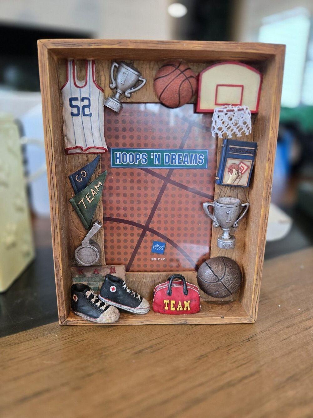 Handpainted Resin Hoops ‘n Dreams” 3D basketball shadowbox photo frame Russ 4x6